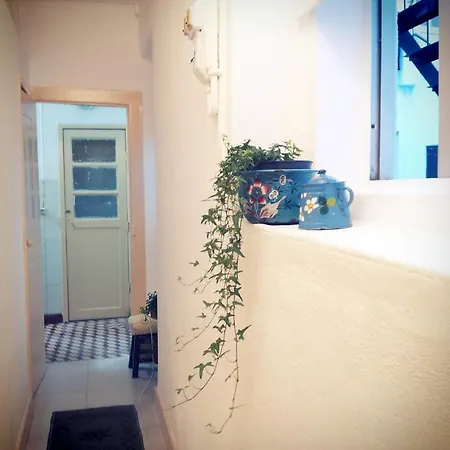 Granny's House At Mouraria Lissabon